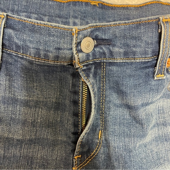 Levi's Stretch Denim Jean Shorts Summer Casual Women's 32 - Picture 6 of 9